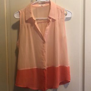 Sleeveless blouse